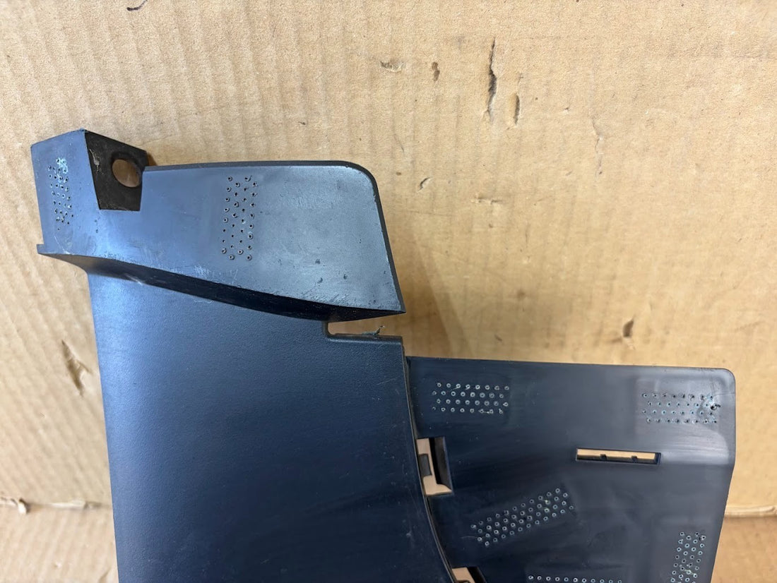 ✅2017-2023 For Tesla 3 Front Bumper Wheelhouse Liner Right Bracket  1084177-00-D