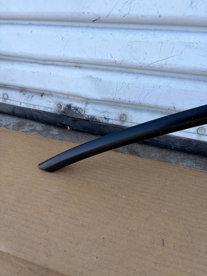 ✅ 25+ Tesla Model Y Juniper Brightwork Upper Left Trim 2022903-21-A /scratched