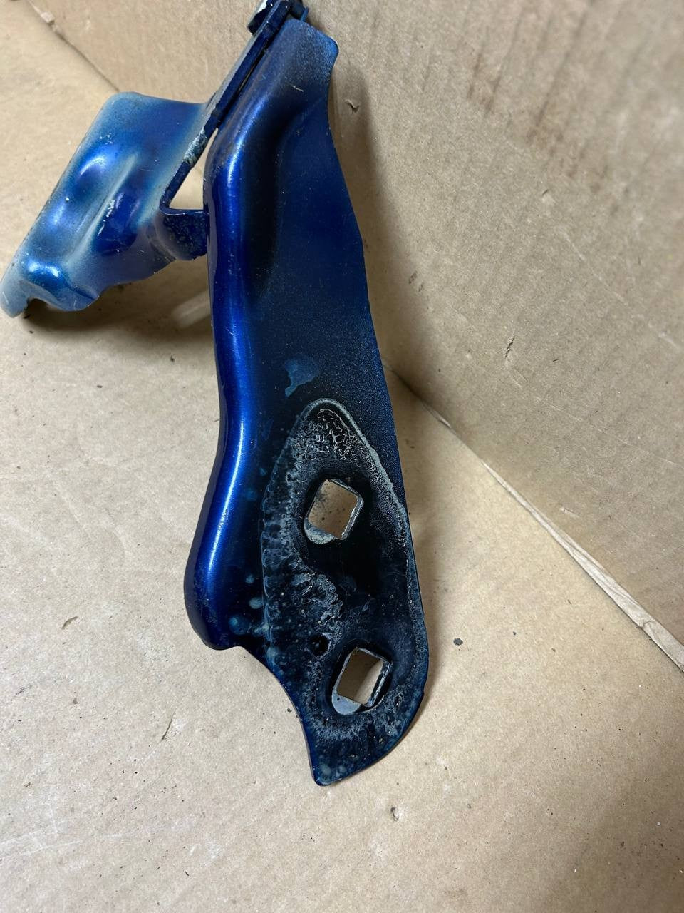 ✅  Tesla Model 3/3h Right Side Front Bonnet Hood Hinge Blue 1098793-00