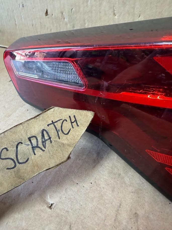 ✅ 2024-2025 BMW X2 Rear Right Inner Tailgate Light 63219448822 OEM /scratched