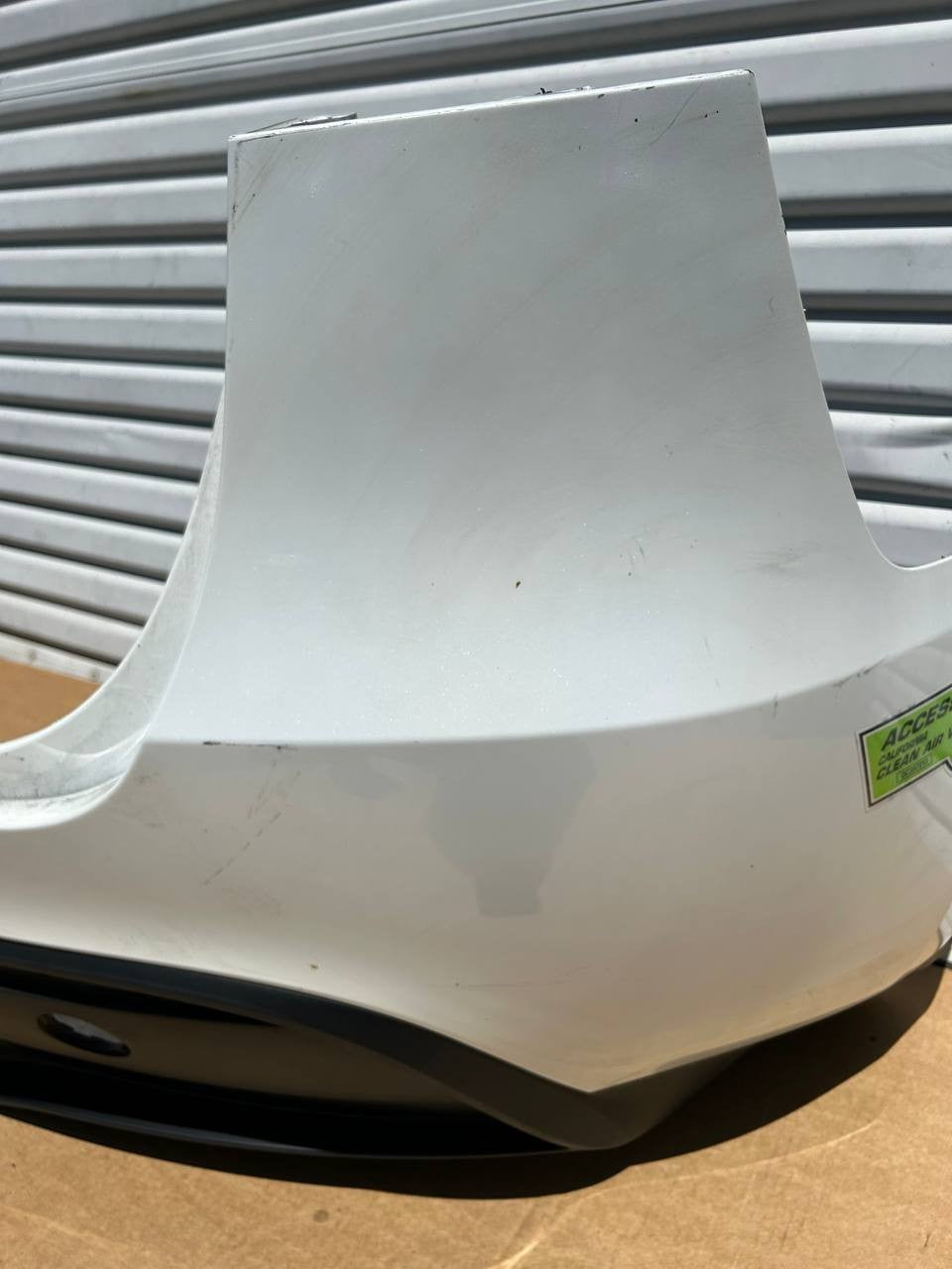 ✅ 20-22 Tesla Model Y Rear Bumper Cover No Sensors w/Lower Valance White
