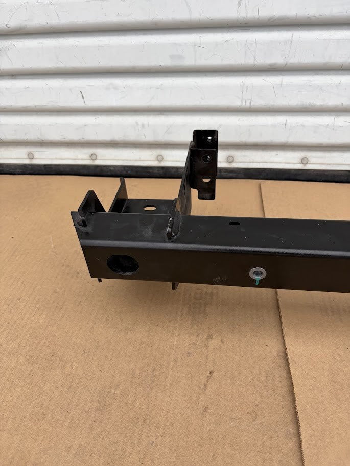 ✅2022-2025 Rivian R1S Rear Lower Trailer Tow Hitch PT00014954-E.2