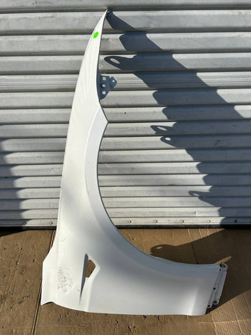 ✅12-20 Tesla Model S Front Right Side Fender Shell Panel White w/ dent