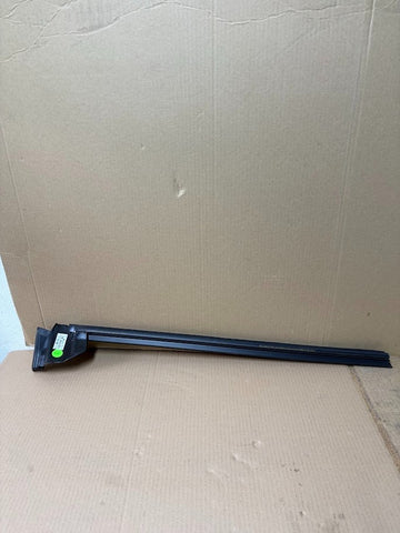 ✅ 17-23 Model 3 Front Left Door Window Inner Belt Weatherstrip Seal 1090495-00-E