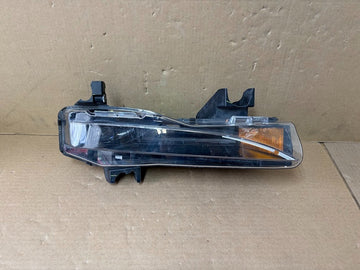 ✅ 21+ Tesla Model X Right Front Fascia Fog Lamp OEM 1621195-00-C /damaged