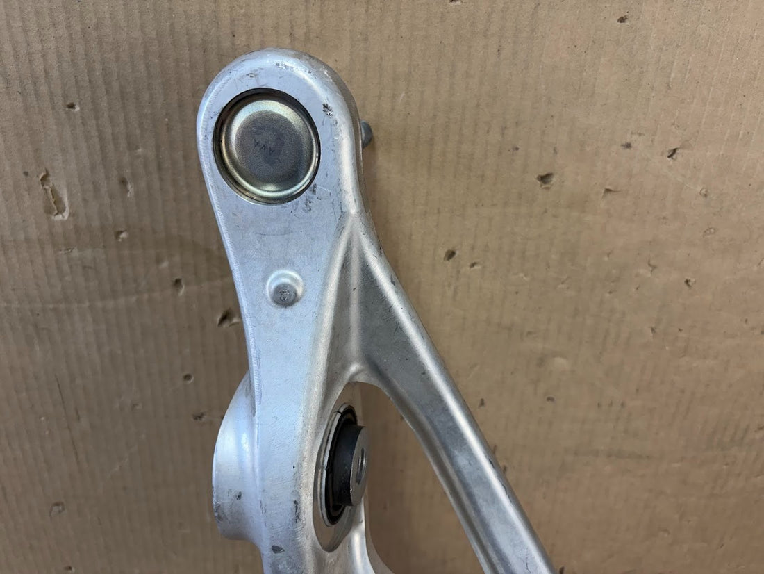 ✅ OEM Rivian Front Lower Control Arm Assembly Left Hand PT01147634-A