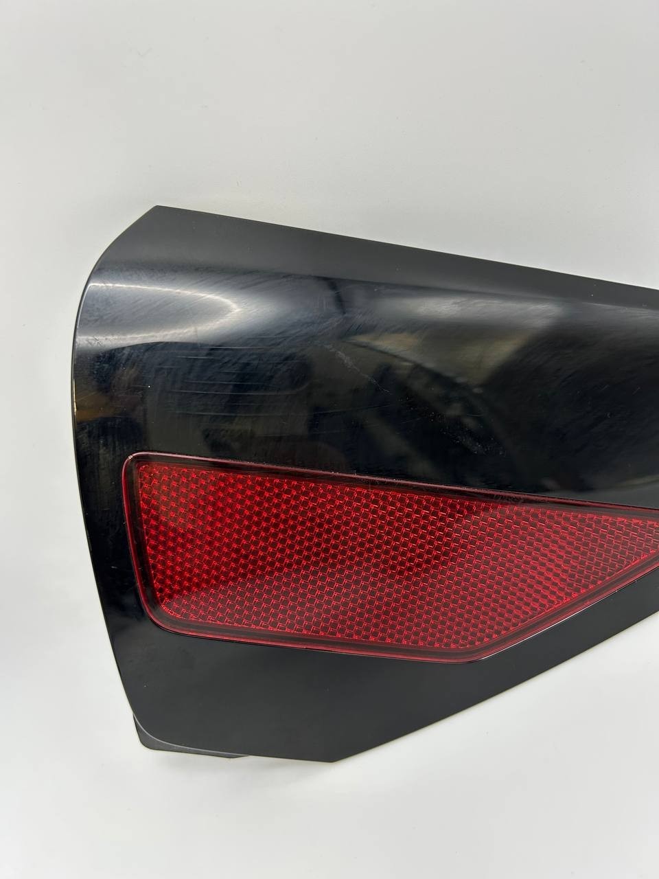 ✅OEM 17-23 Tesla Model 3/Y Rear Right Light Lamp Reflector Trim 1518783-00-B