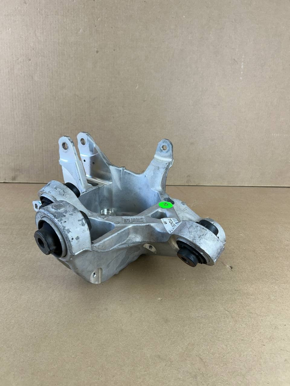 ✅Tesla Model S Plaid Knuckle Right Rear 2021 2022 2023 1420416-00-G OEM