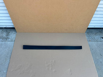 ✅ OEM 16-20 Tesla Model X Door Molding Trim Right 1035120-00-D/scratched