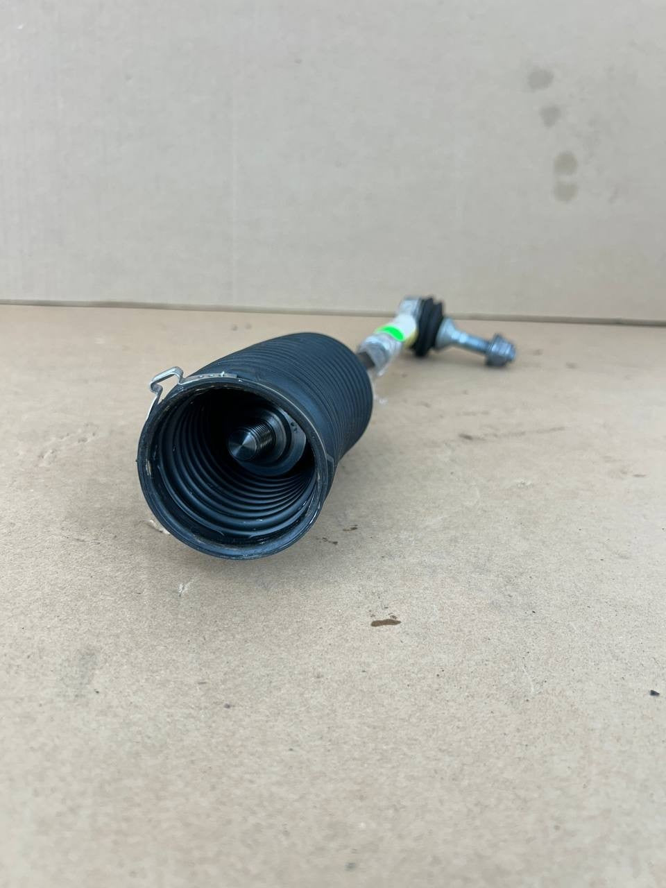 ✅ Tesla Model 3 Y  Steering Tie Rod End Ball Joint LH RH