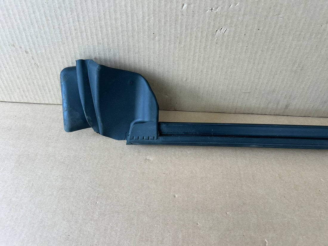 ✅NEW!20-23 Tesla Model Y Rear RH Door Inner Belt Rubber Seal Molding 1500065-00D