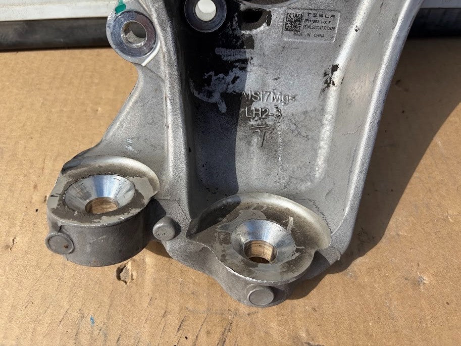 ✅20-25 Tesla Model Y Front Left Side Spindle Knuckle 1188311-00-E