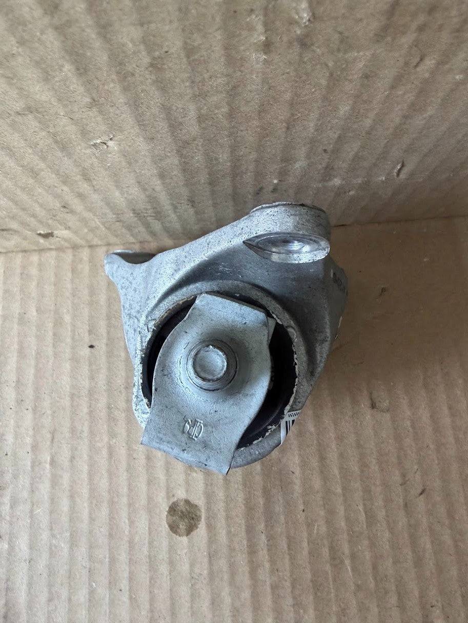 ✅ 12-20 Tesla Model S Rear Left Unit Side Motor Mount Bracket 4Y26HD