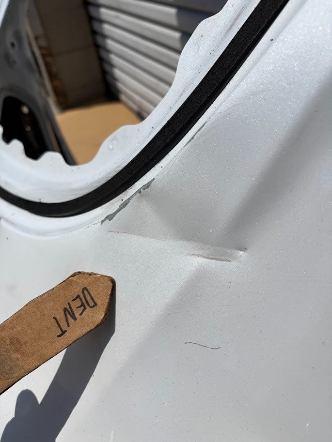 ✅20-22 Tesla Model Y Rear Liftgate Hatch Trunk Lid Tailgate White w/dented