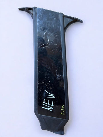 ✅20-23 Model Y Right Exterior B-Pillar Applique Glass Trim 1506886-00-C