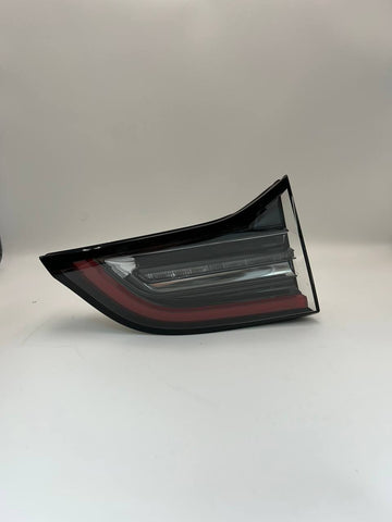 ✅17-23 Tesla Model 3/Y Left Inner LED Tail Light 4-Pin OEM 1502088-00-B w/crack