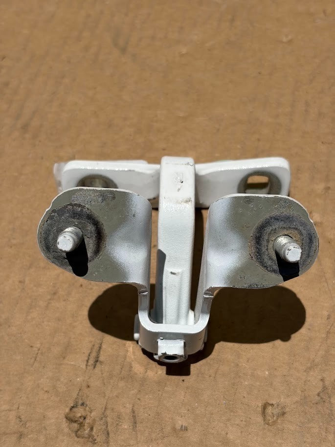 ✅ 20-24 Tesla Model Y Rear Right Side Tailgate Hinge White 1500495-00-C