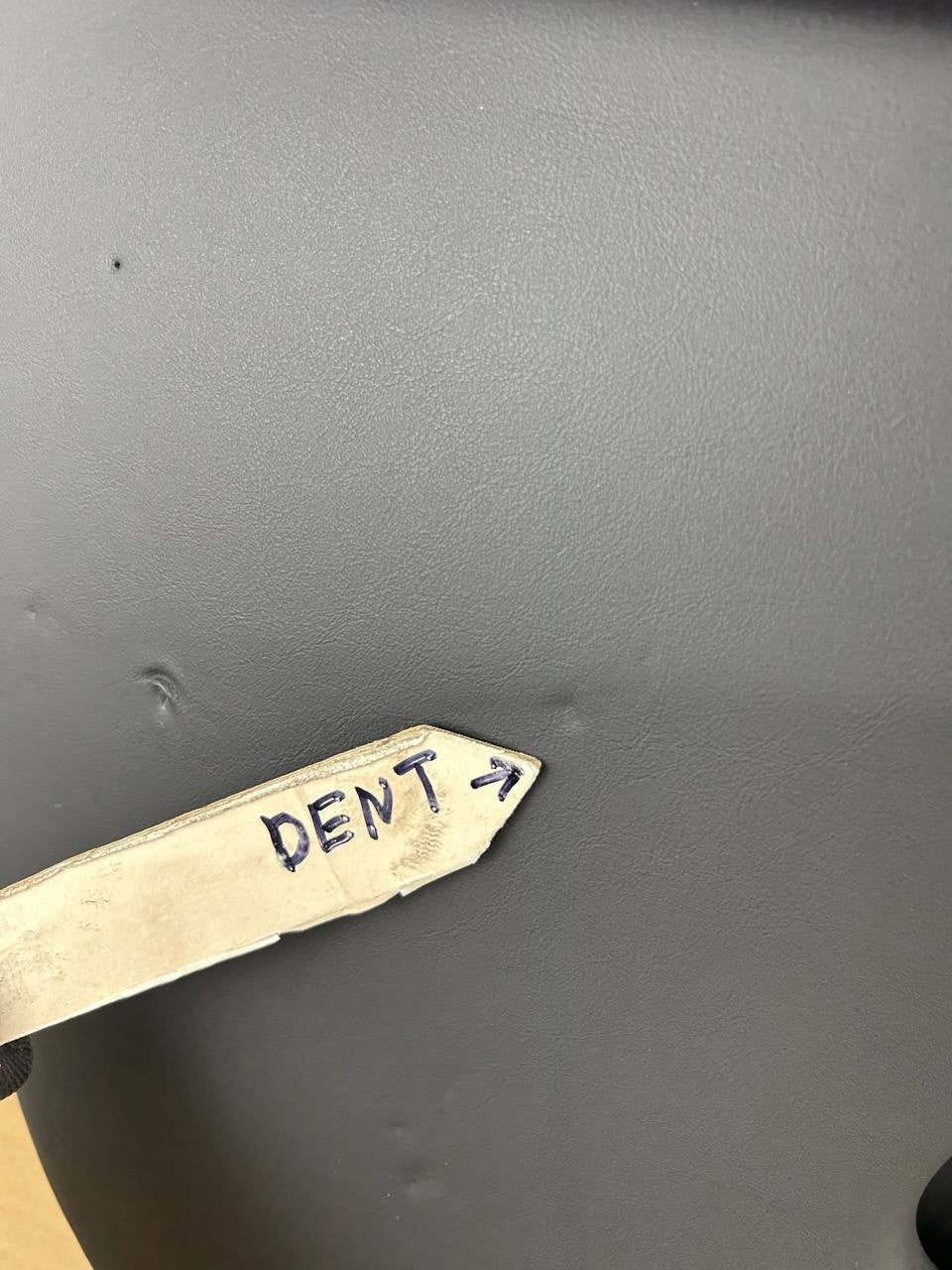 ✅16-20 Tesla Model X Front Left Door Trim Panel Black 1037502-14-H/dented