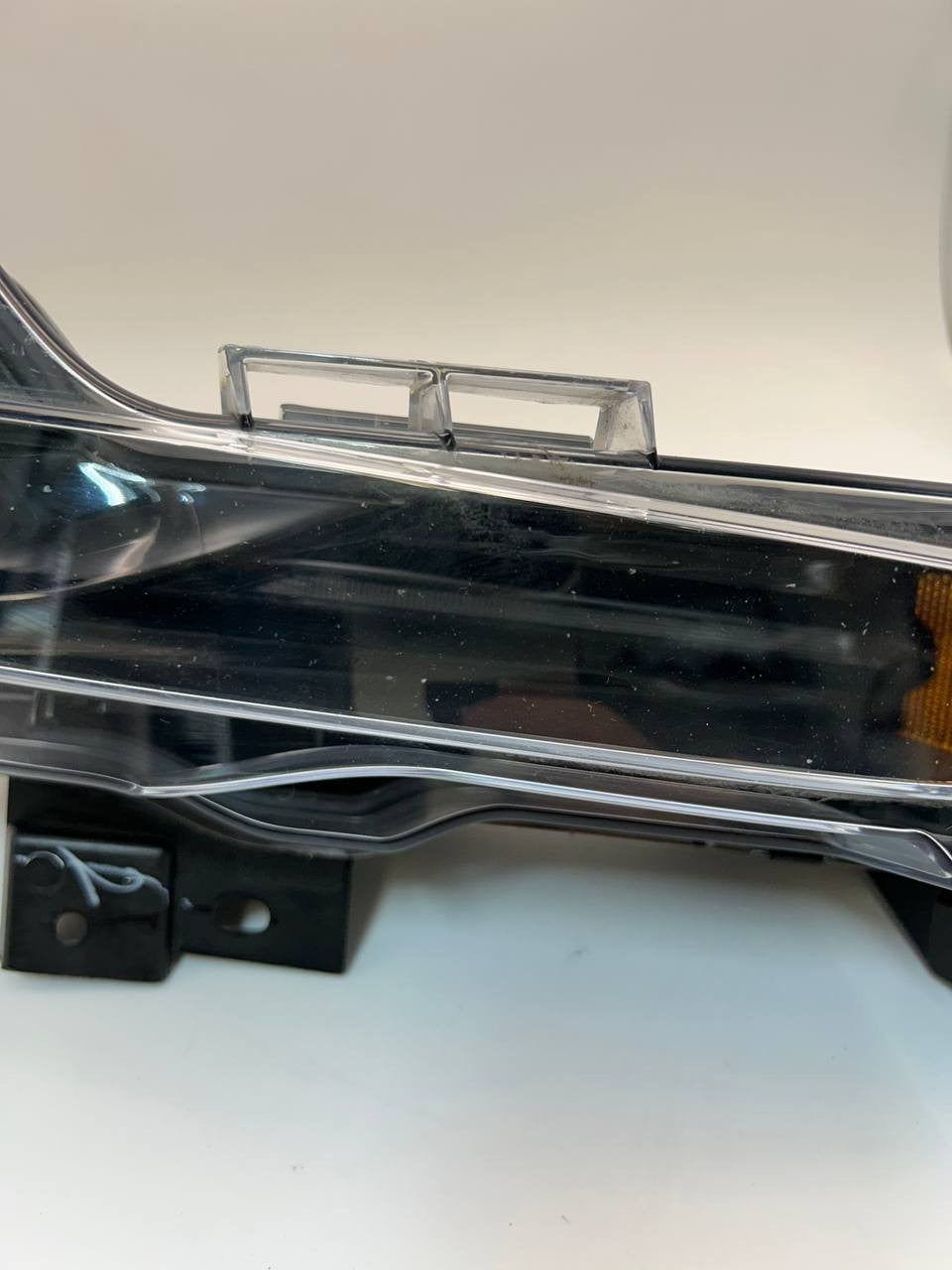 ✅17-23 Tesla Model 3 Right Passenger Side Fog Light Lamp 3 PIN 1077392-00-F