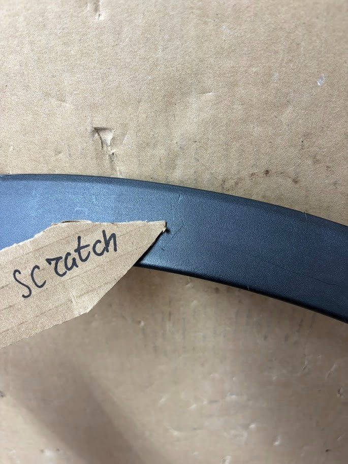 ✅ 20-24 Model Y Rear Left Fender Wheel Arch Molding LH 1494187-00-B /scratched