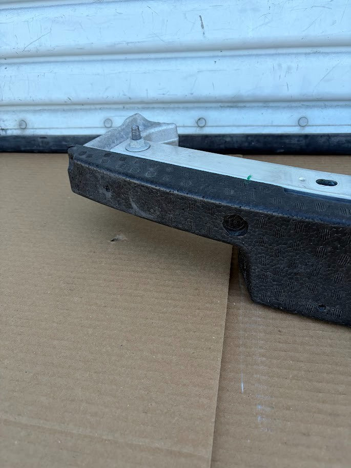 ✅20-24 Tesla Model Y Front Bumper Reinforcement Bar w/Foam 1487601-00-F