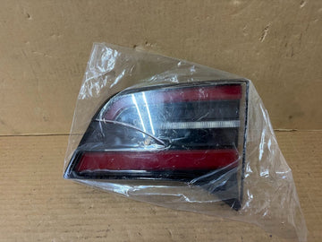 ✅ 21-26 Model X Rear Right Liftgate Inner Taillight 1565493-00-C /chip