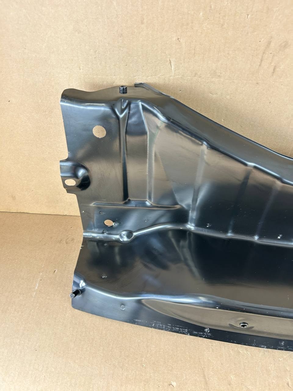 ✅ Tesla Model Y OEM Rear Body Frame Panel Reinforcement Skin Support 148774