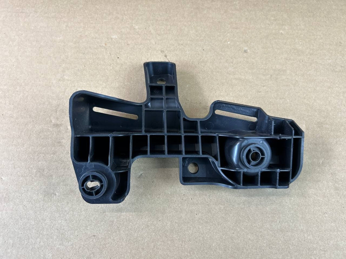 ✅  2017-2023 Tesla Model 3/Y Lower Carpet Locator Bracket OEM 1101145-00-I