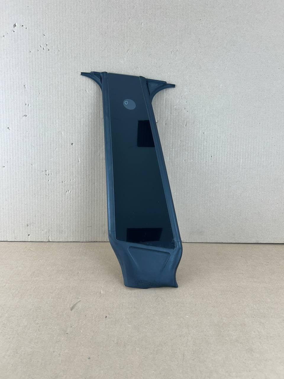✅ 20-23 Model Y Right Exterior B-Pillar Applique Trim w/ Camera RH 1516258-00-D