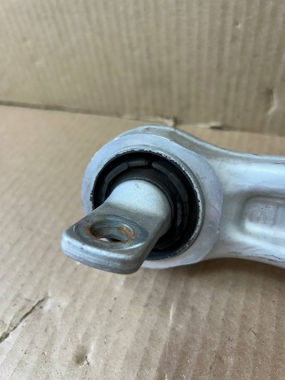 ✅ Tesla 2020-2025 Model Y Front Left/Right Lower Control Arm 1188341-00-C