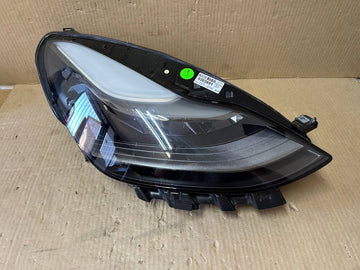 ✅ 21-23 Tesla Model 3 ront Right Headlight Matrix 1514953-00-C /no tab