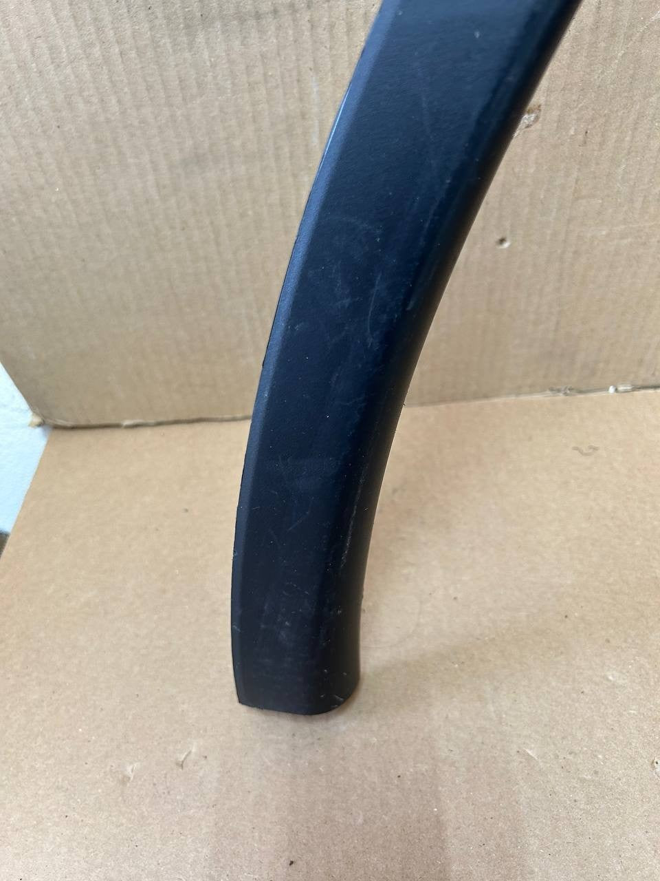 ✅ 20-24 Tesla Model Y Rear Right Fender Garnish Wheel Arch Molding 1494188-00-B