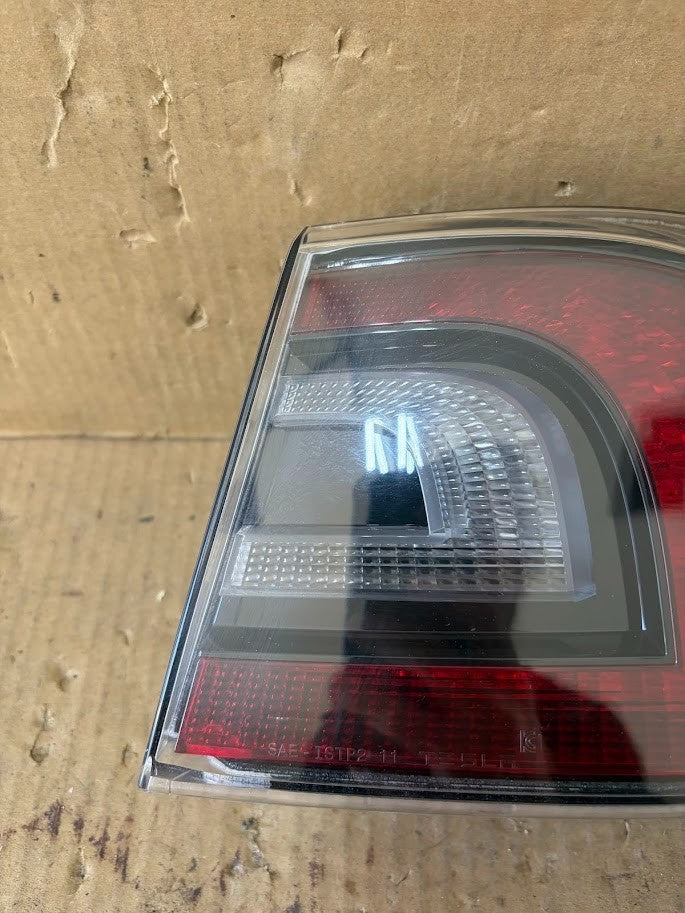✅2012-2020 Tesla Model S Rear Right Taillight LED Outer Tail Lamp 6005919-00-F