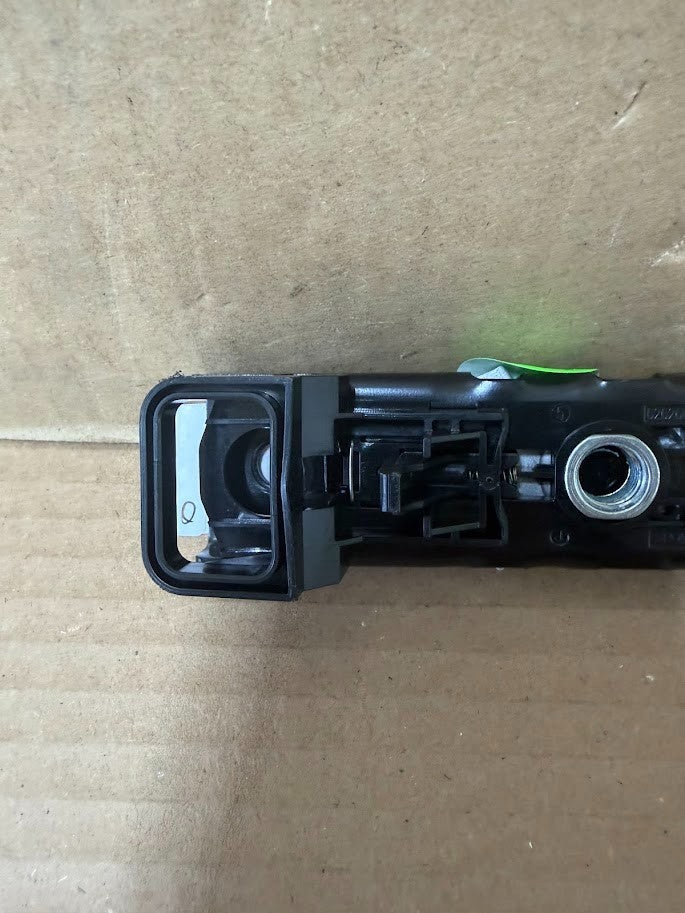 ✅️17-23 OEM Tesla Model 3 First Row Seatbelt Height Adjuster 1068130-01-C
