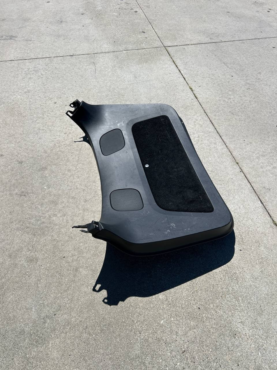 ✅20-23 Tesla Model Y Liftgate Lower Trim Cover Panel w/ Speakers 1504703-00-C