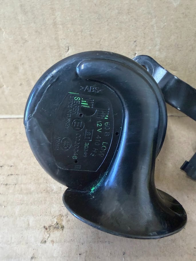 ✅ 2017-2023 Tesla Model 3 M3 High + Low Pitch Tone Horn 1486943-00-A