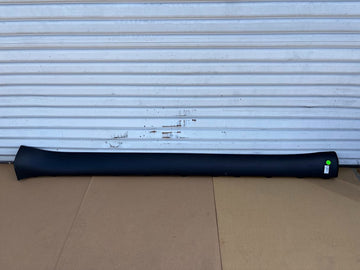 ✅ Tesla Model Y 2025-2026 Juniper Right Rocker Panel 1932565-00-B /scratched