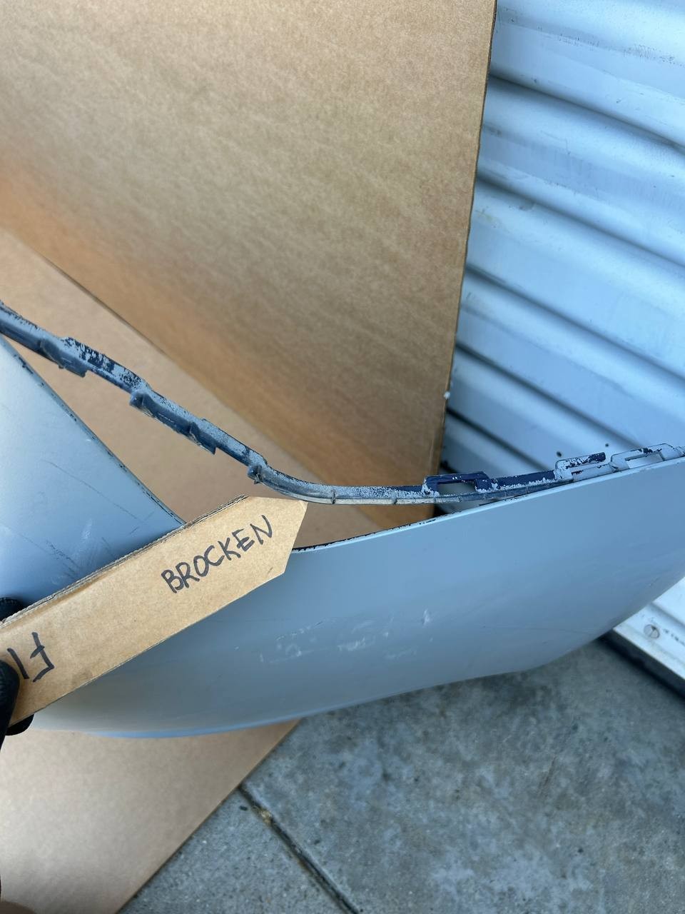 ✅2017-2023 Tesla Model 3 Rear Bumper Cover Primer OEM (broken)