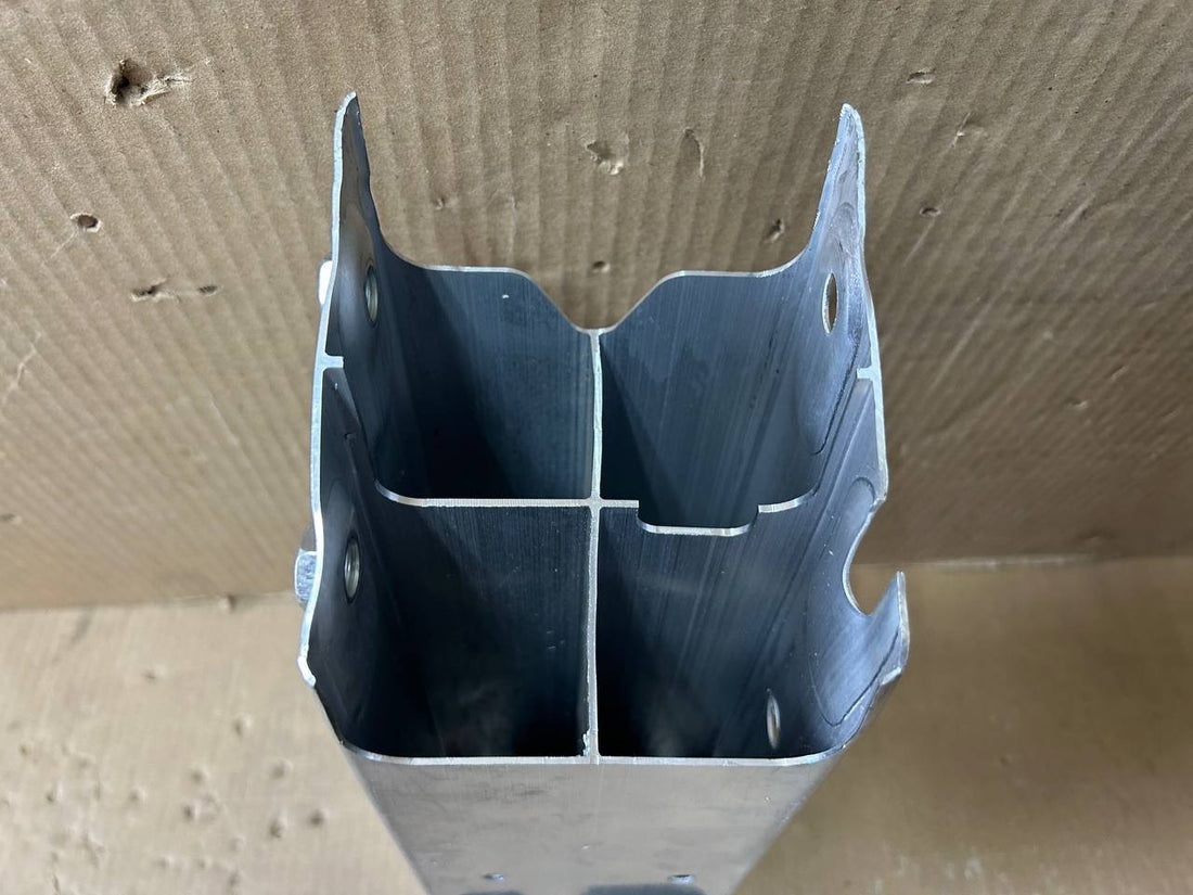 ✅ NEW! 24-26 Tesla Model 3 Front Right Reinforcement Rail 1683942