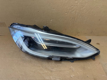 ✅16-20 Tesla Model S Right Level Up Headlight Lamp 1053571-00-B /scratched