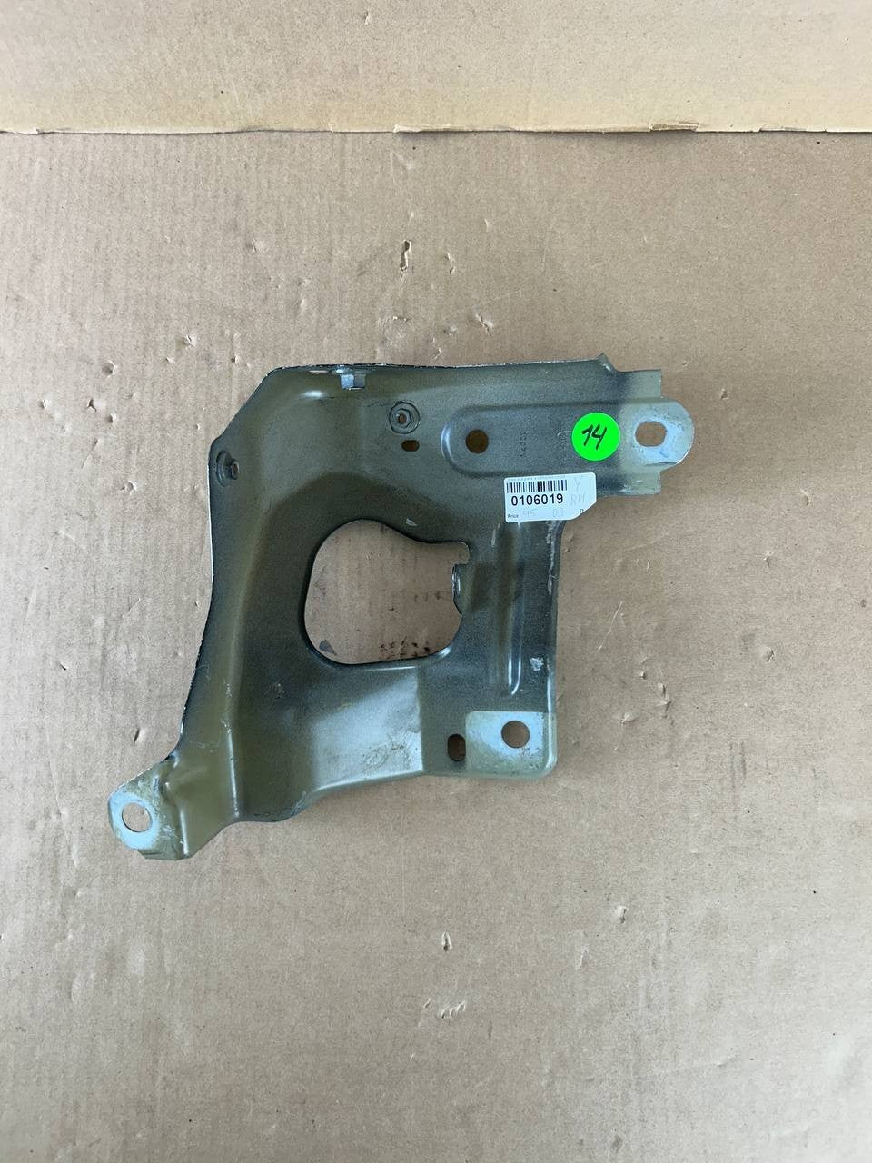 ✅20-23 Tesla Model Y Front Right Passenger Fender Support Bracket 1487492-00-A