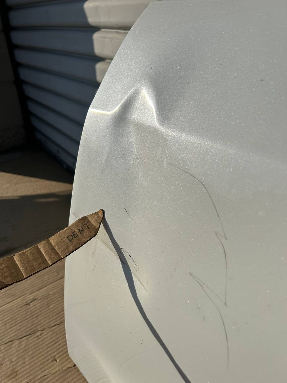 ✅ 17-23 Tesla Model 3 Front Left Side Door Shell White w/dent and scratches