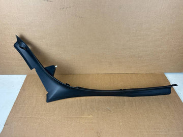 ✅16-20 Tesla Model X Liftgate Trough Trim Assembly Right 1047321-00-H/scratched