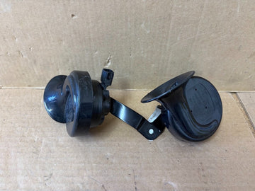 ✅ 2017-2023 Tesla Model 3 Horns Assembly Black 1486943-00-A