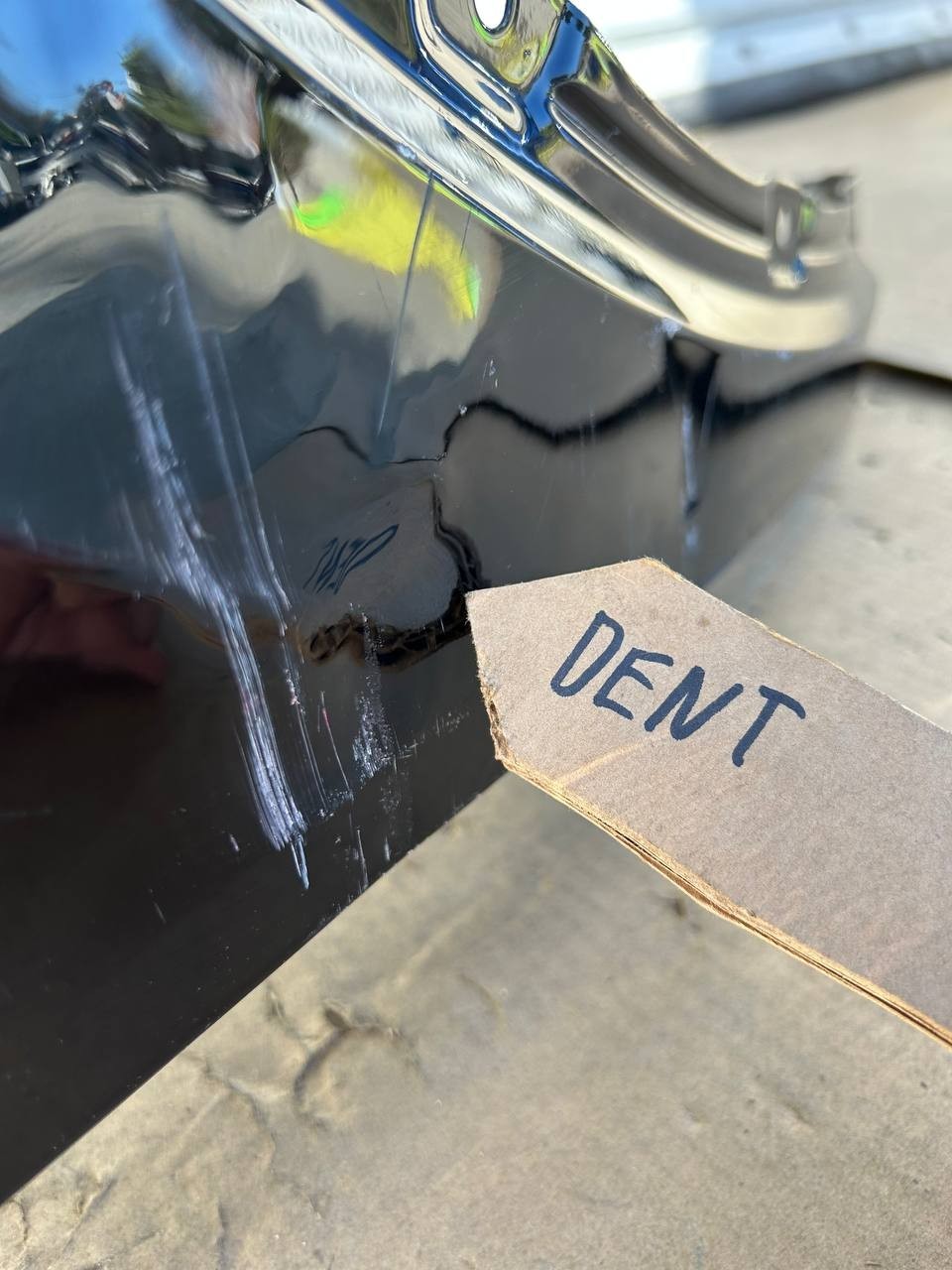 ✅2017-2024 Tesla Model Y Front Right Side Fender Black w/dent and scratches