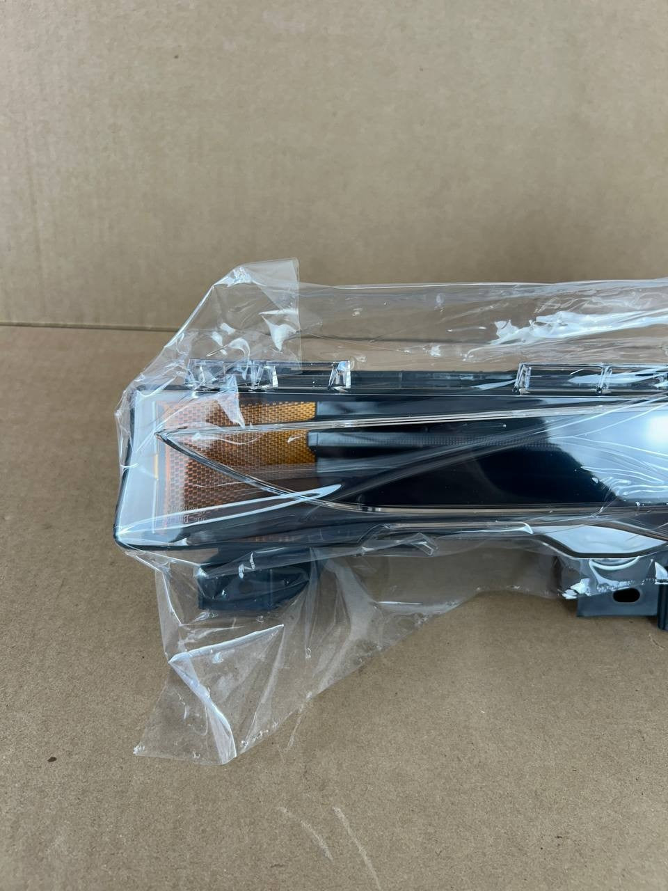 ✅ NEW! 17-23 Tesla Model 3 / Y Left Side Front Bumper Foglight 1624797