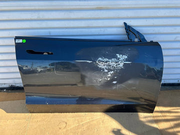 ✅ 2024+ Tesla Model 3 Highland Front Right Side Door Shell Gray w/scratches