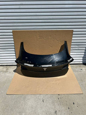 ✅17-20 Tesla Model 3 Non Powered Trunk Tailgate Liftgate Black 1081460 /damaged