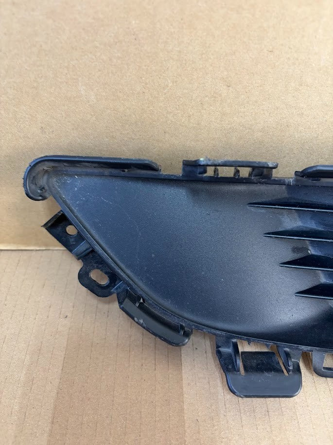✅20-24 Tesla Model Y Front Bumper Lower Center Grille 1493759-00-A