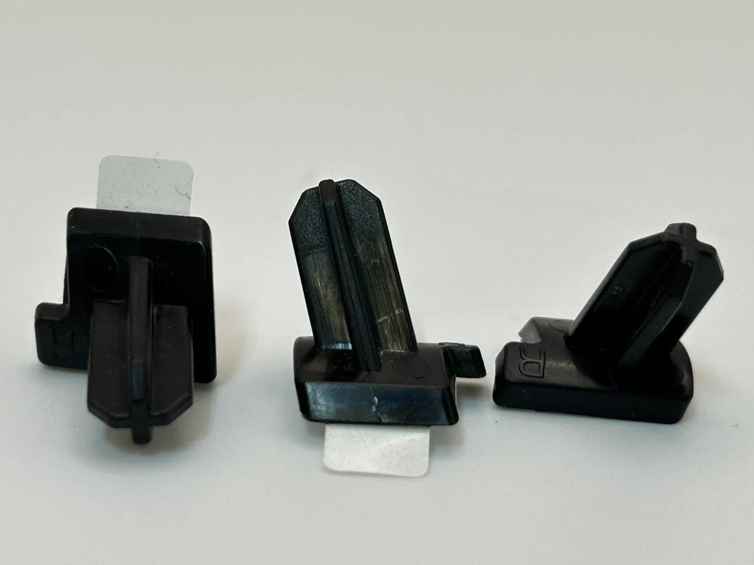 ✅ NEW! 20-25 Tesla Model Y Spoiler Datum Pin RH 1533973-00-A